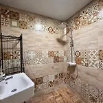 Cozy Steps From Everything! Apartamento