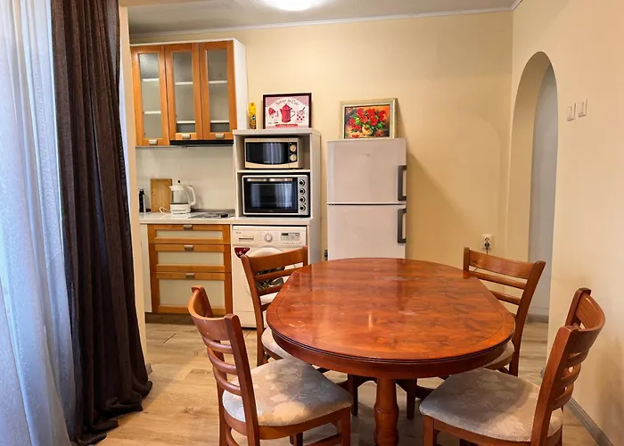 Cozy Steps From Everything!