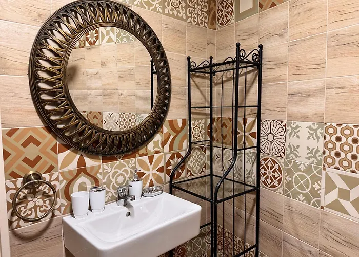 アパート Cozy Steps From Everything! *