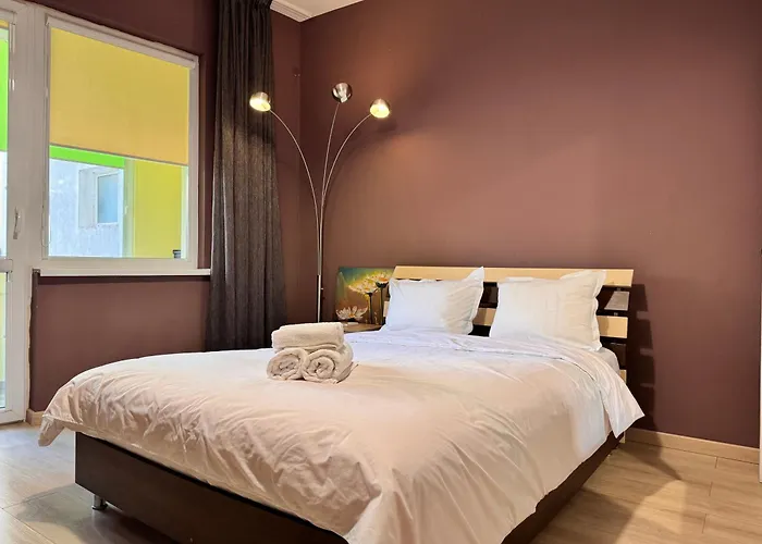 アパート Cozy Steps From Everything!